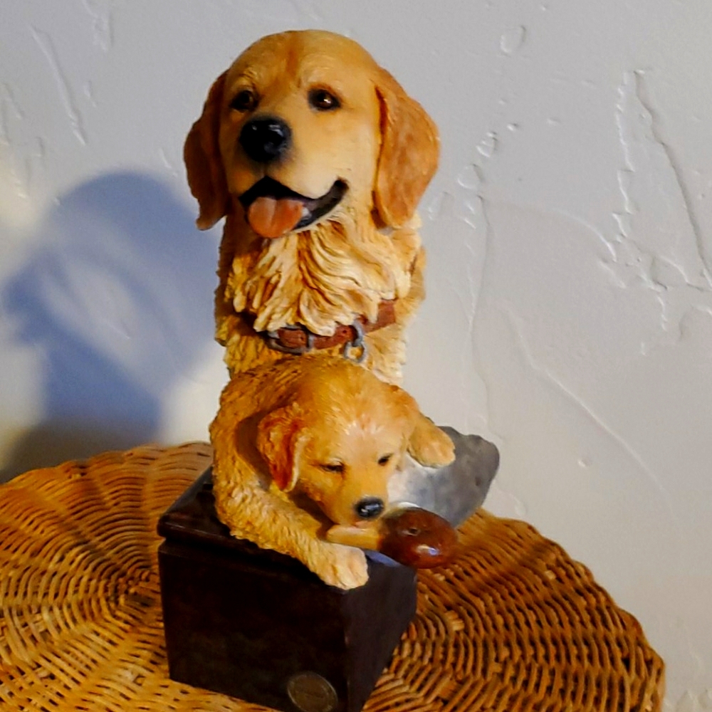 Mill Creek Studios Golden Retrievers
